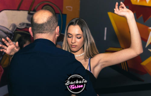 BACHATA NIGHT 30.0428